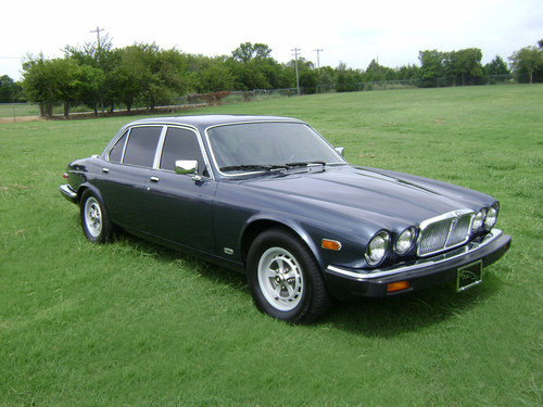 Product picture JAGUAR XJ6 SERIES 3 I6 V12 1979-92 WORKSHOP SERVICE MANUAL